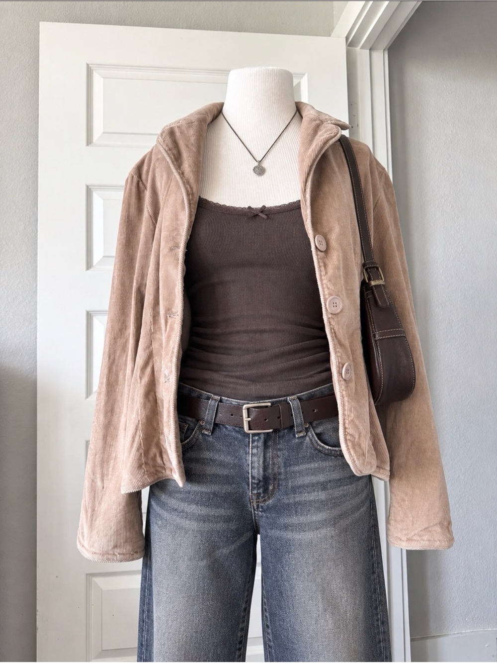 Vintage Y2K A.M.I. Tan Corduroy Oversized Blazer Jacket Cotton Stretch Size L